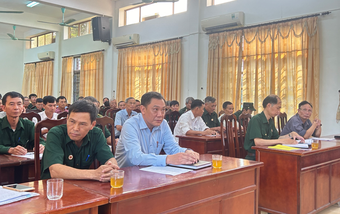Hội nghị công bố Quyết định chỉ định Ban Chấp hành Hội Cựu chiến binh xã nhiệm kỳ 2022-2027, triển khai nhiệm vụ 5 tháng cuối năm 2025- Ảnh 3.