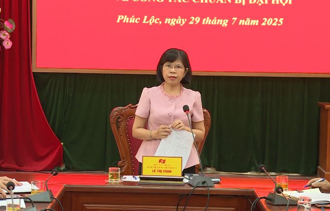 Hội nghị nghe hai Tiểu ban Tuyên truyền, trang trí khánh tiết và Tiểu ban Phục vụ Đại hội Đảng bộ xã Phúc Lộc báo cáo công tác chuẩn bị- Ảnh 1.