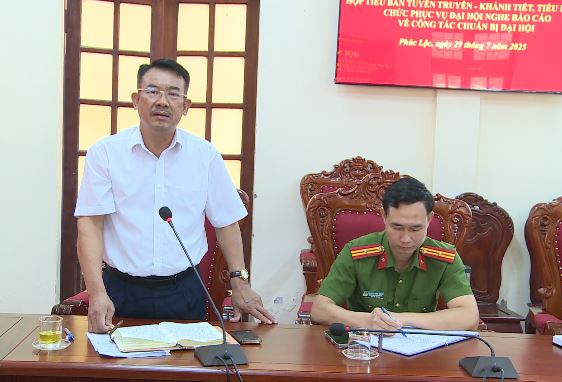 Hội nghị nghe hai Tiểu ban Tuyên truyền, trang trí khánh tiết và Tiểu ban Phục vụ Đại hội Đảng bộ xã Phúc Lộc báo cáo công tác chuẩn bị- Ảnh 3.