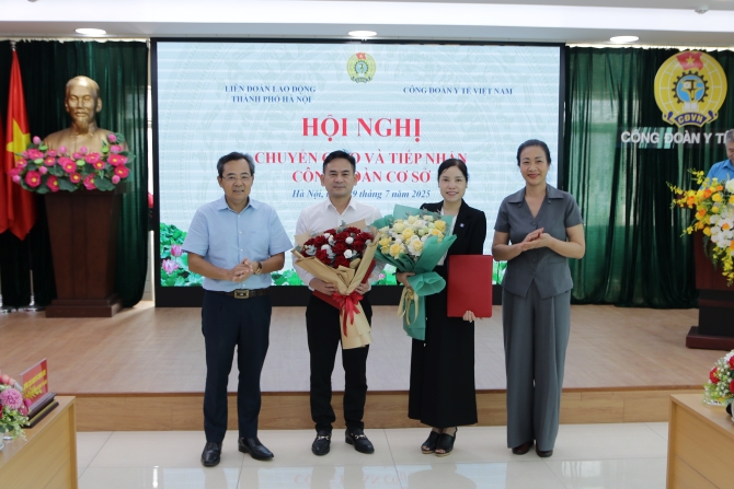 Bàn giao Công đoàn cơ sở về trực thuộc Công đoàn Y tế Việt Nam quản lý- Ảnh 1.