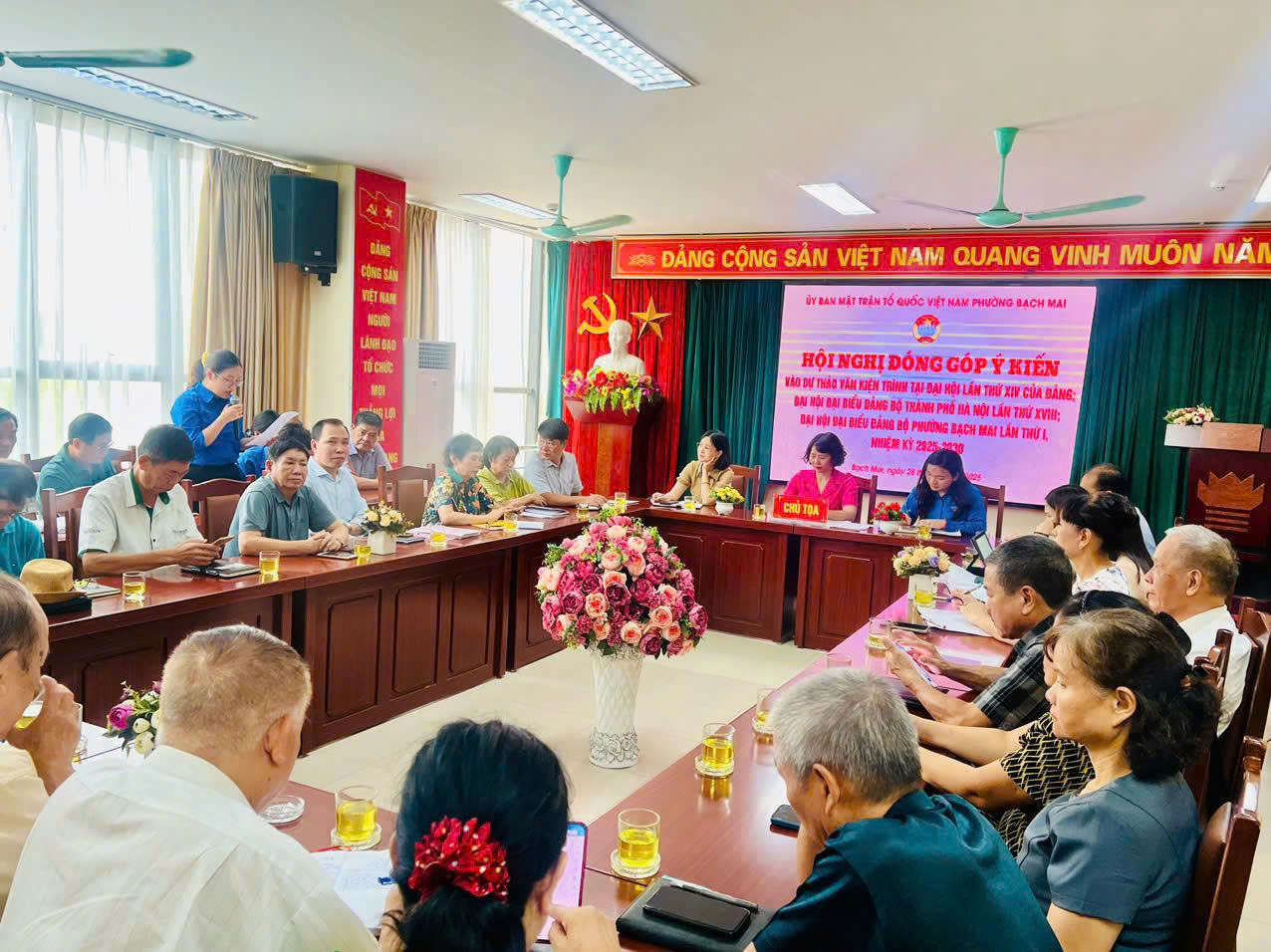 ỦY BAN MTTQ VIỆT NAM PHƯỜNG BẠCH MAI TỔ CHỨC HỘI NGHỊ ĐÓNG GÓP Ý KIẾN VÀO DỰ THẢO VĂN KIỆN ĐẠI HỘI ĐẢNG CÁC CẤP.- Ảnh 2.
