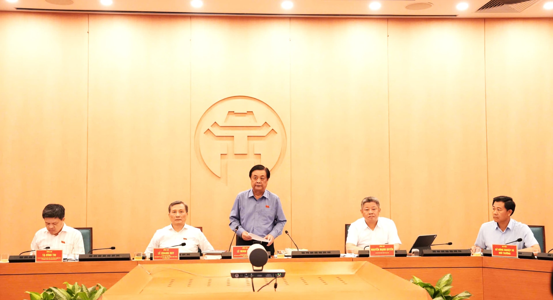 Hà Nội sẽ sớm ban hành Nghị quyết hỗ trợ chuyển đổi phương tiện xanh- Ảnh 8.