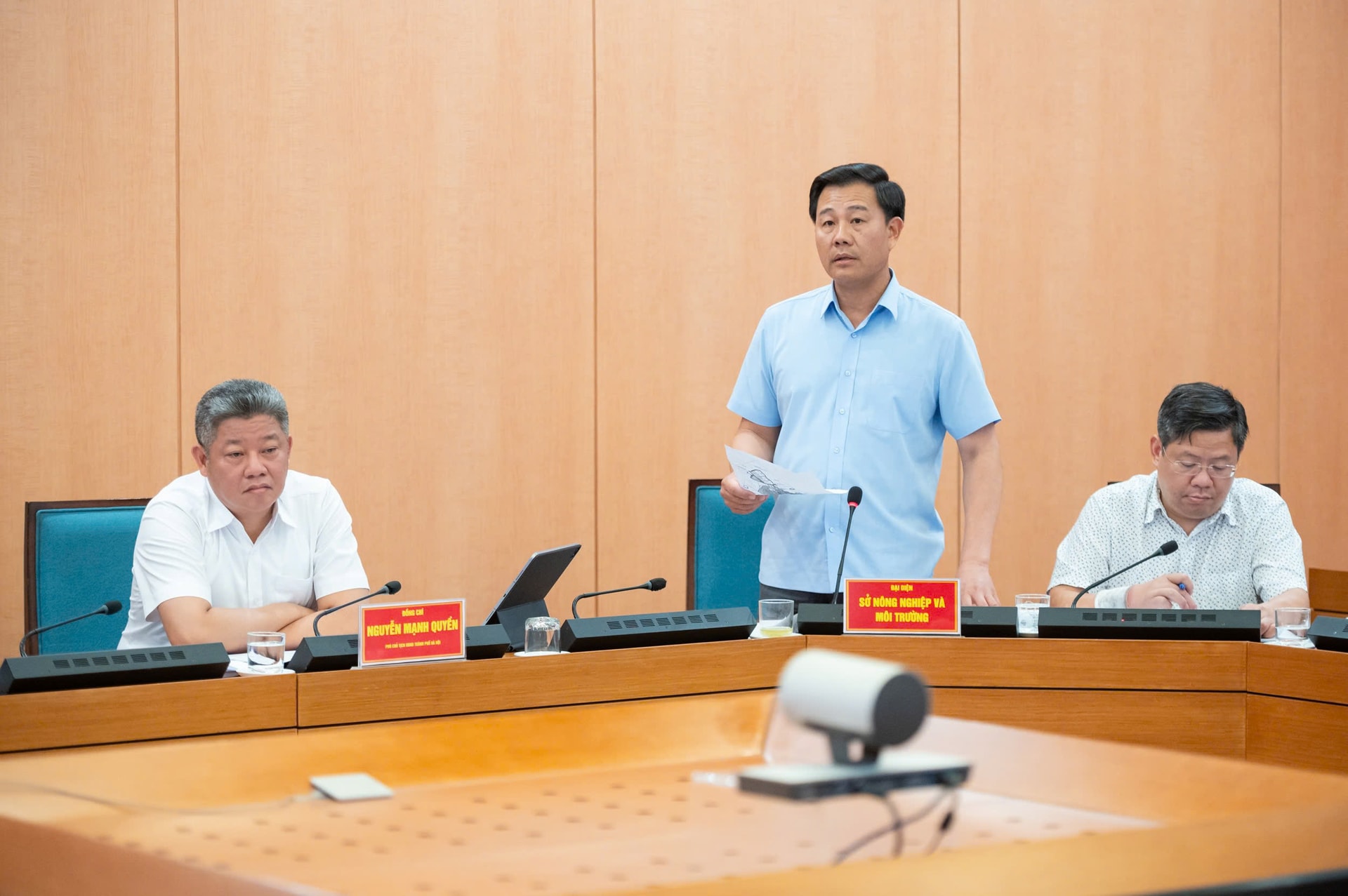 Hà Nội sẽ sớm ban hành Nghị quyết hỗ trợ chuyển đổi phương tiện xanh- Ảnh 2.