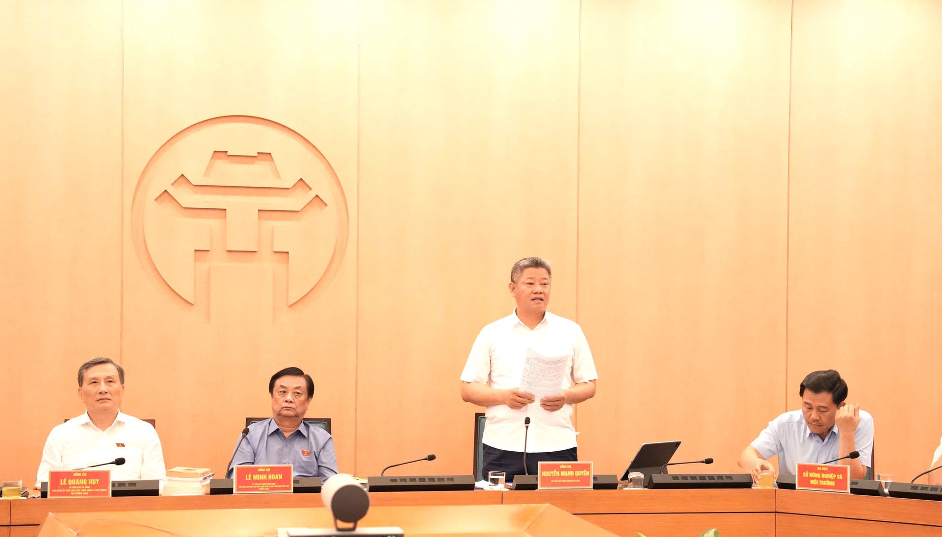 Hà Nội sẽ sớm ban hành Nghị quyết hỗ trợ chuyển đổi phương tiện xanh- Ảnh 6.