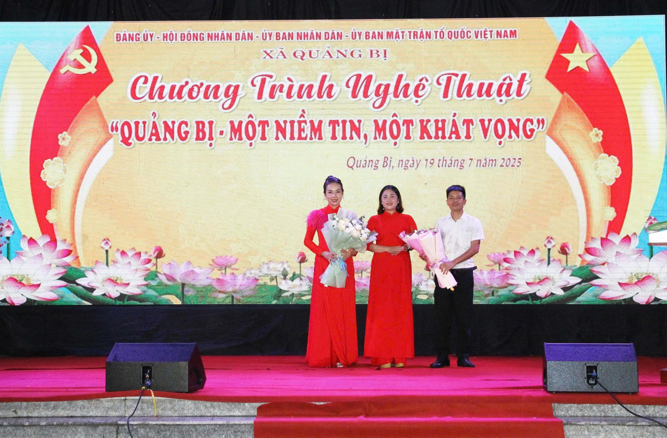 Xã Quảng Bị tổ chức thành công Chương trình nghệ thuật với chủ đề "Quảng Bị - một niềm tin, một khát vọng"- Ảnh 2.