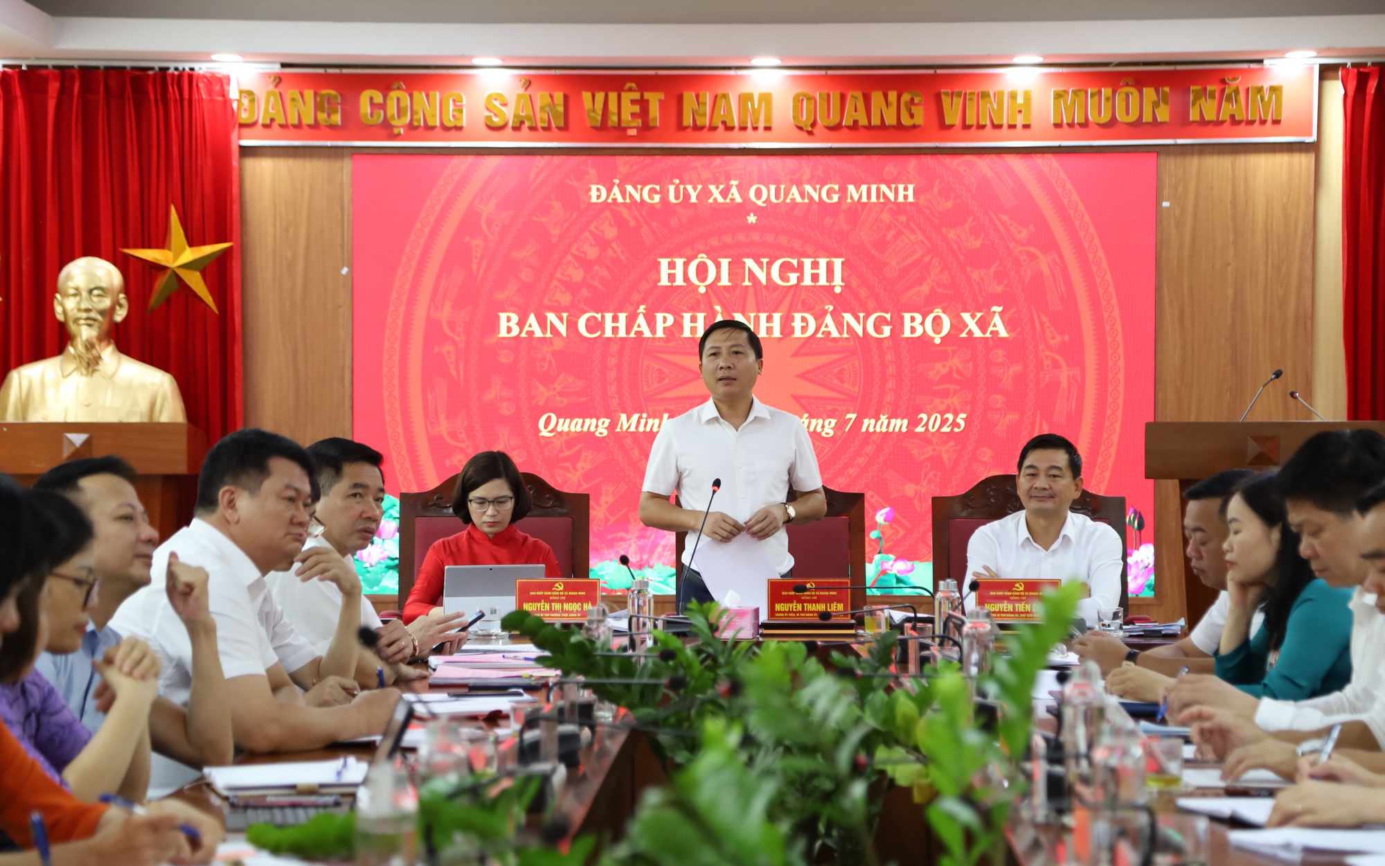 Ban Chấp hành Đảng bộ xã Quang Minh tổ chức hội nghị lần thứ nhất