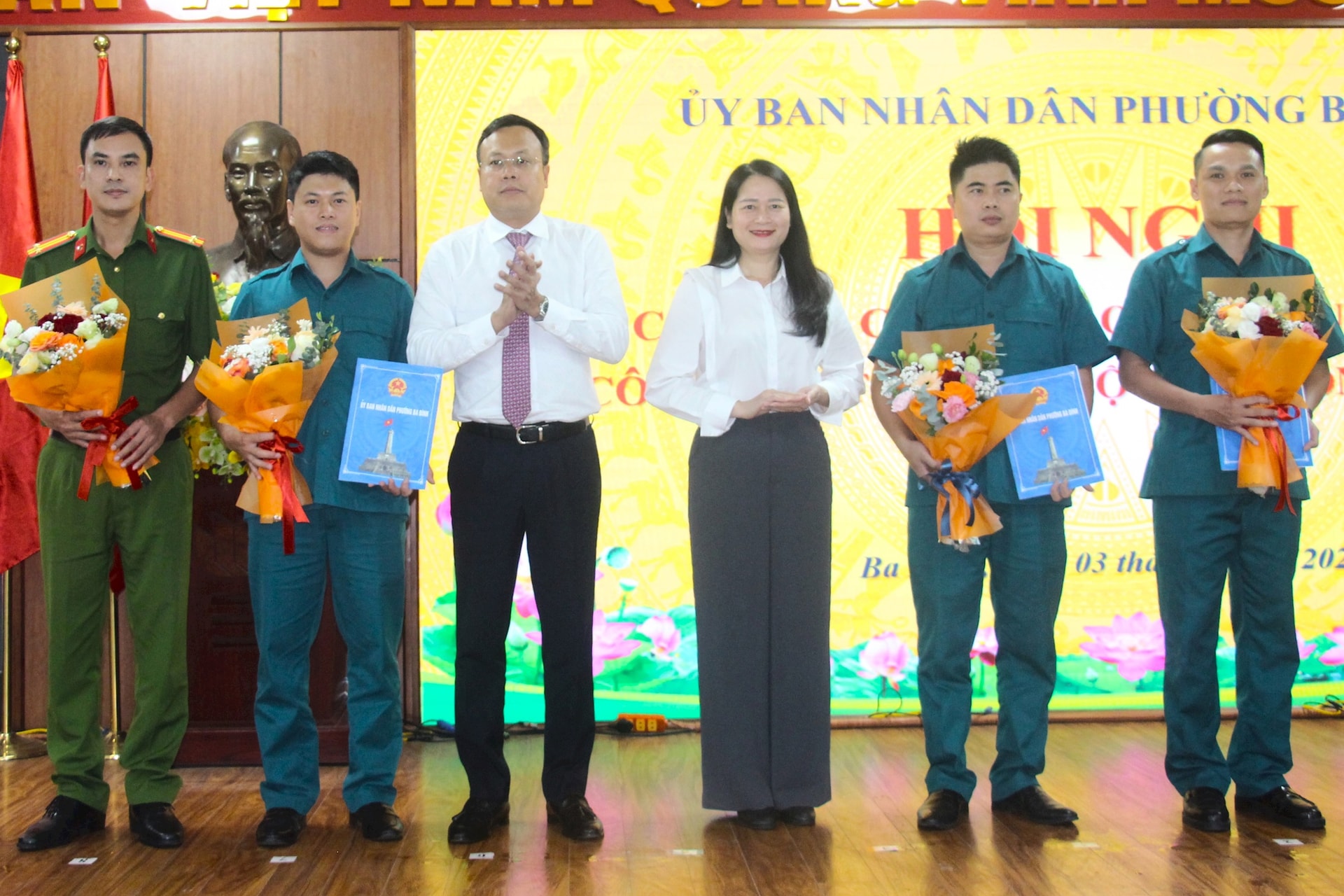 Hoàn thiện công tác tổ chức bộ máy, cán bộ UBND phường Ba Đình- Ảnh 2.