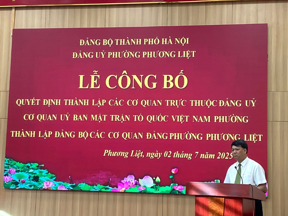 Lễ công bố Quyết định thành lập các cơ quan trực thuộc Đảng ủy, bổ nhiệm cán bộ và thành lập Đảng bộ các cơ quan Đảng phường Phương Liệt- Ảnh 5.