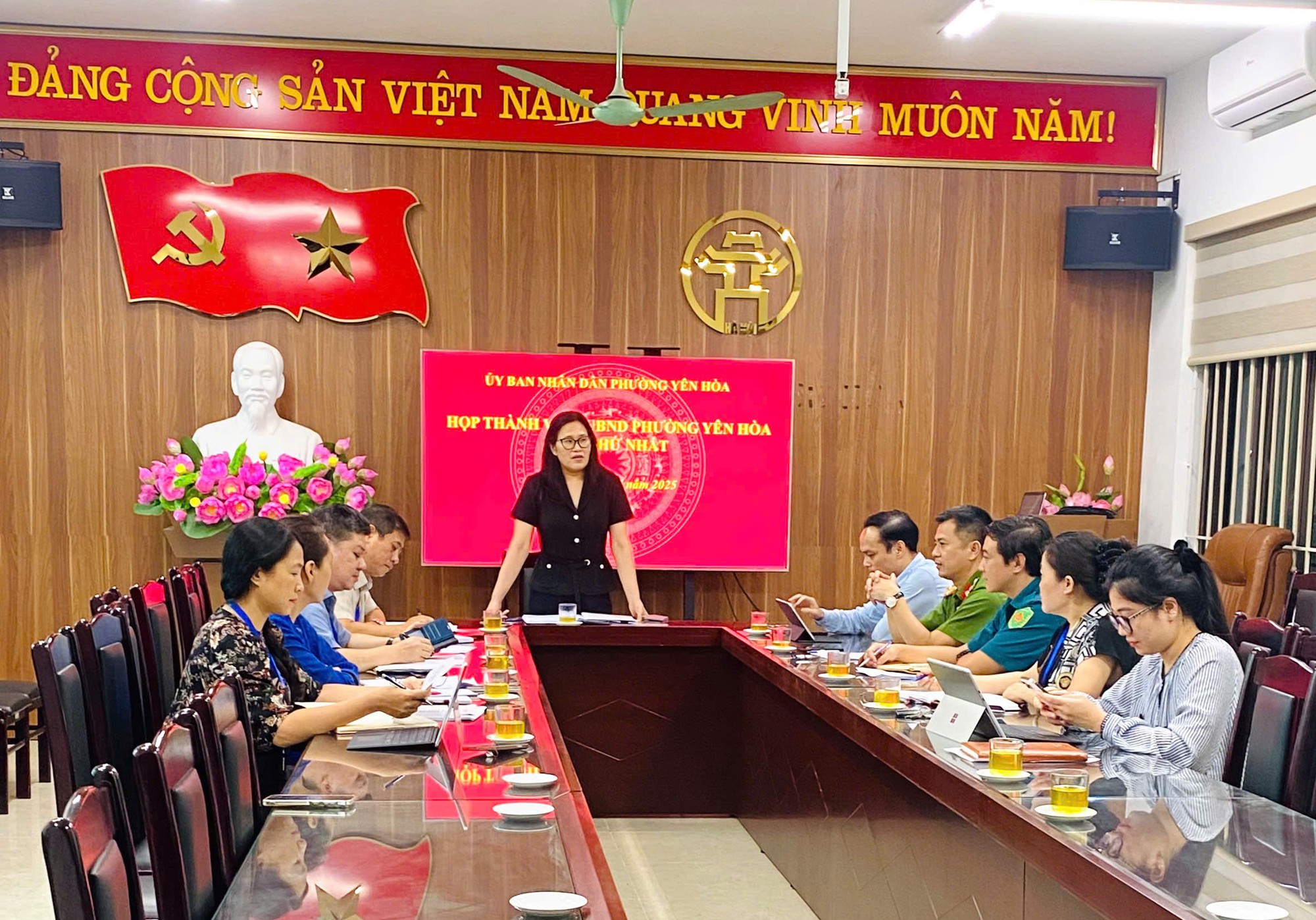 Phường Yên Hoà tổ chức họp Thành viên UBND phường lần thứ Nhất- Ảnh 1.