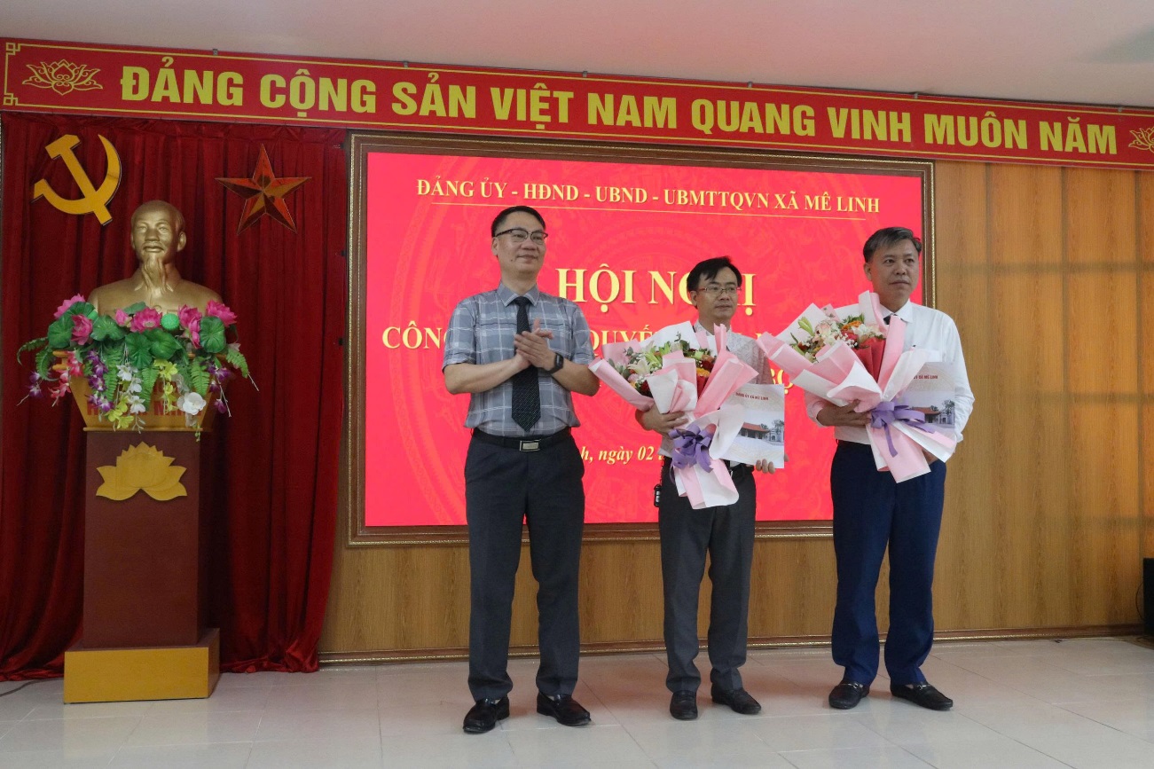 Đảng ủy - HĐND - UBND - UBMTTQ Việt Nam xã Mê Linh công bố các Quyết định về công tác cán bộ- Ảnh 3.