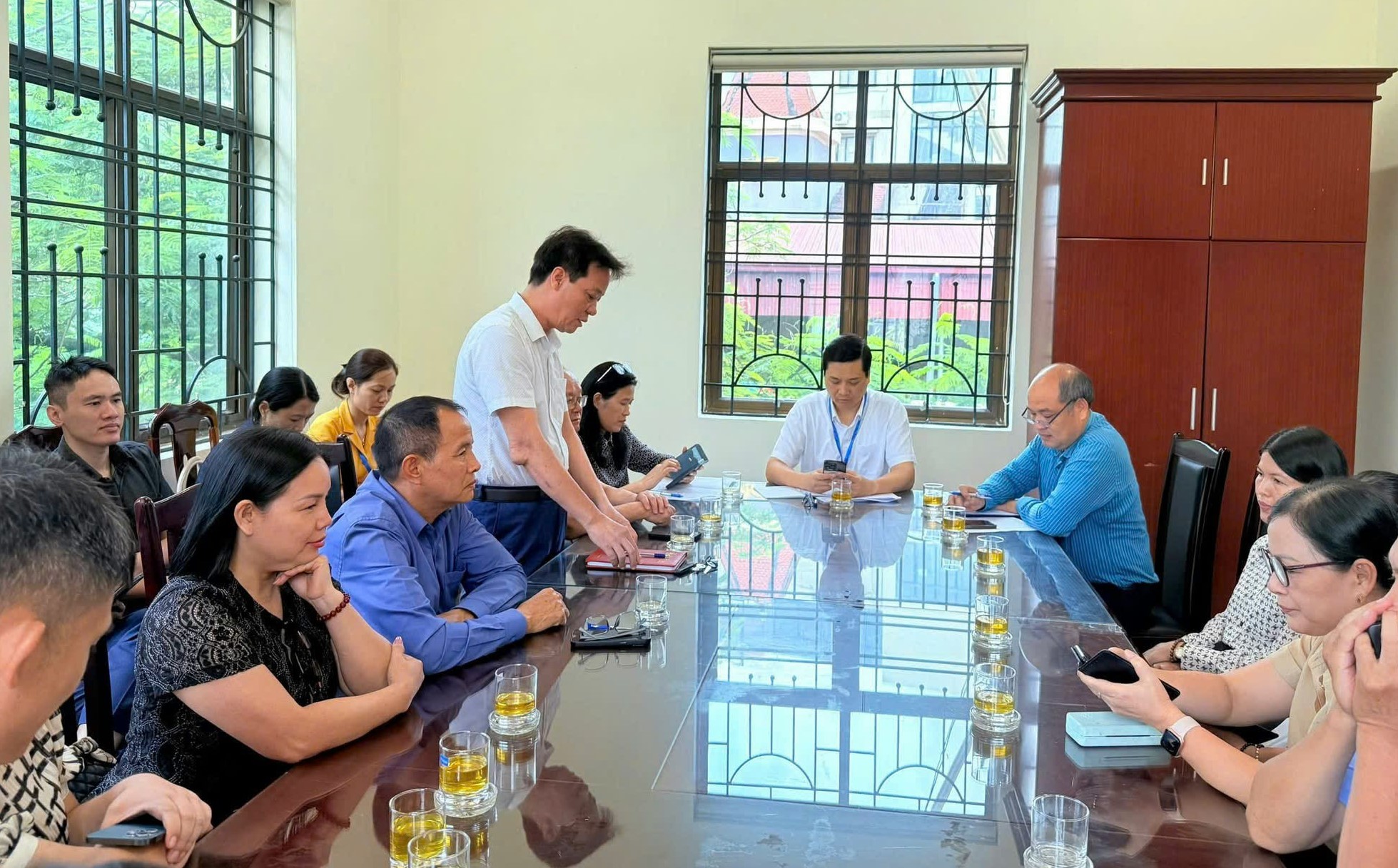 Phường Yên Hoà: Tổ chức Gặp mặt cán bộ không chuyên trách phường- Ảnh 2.