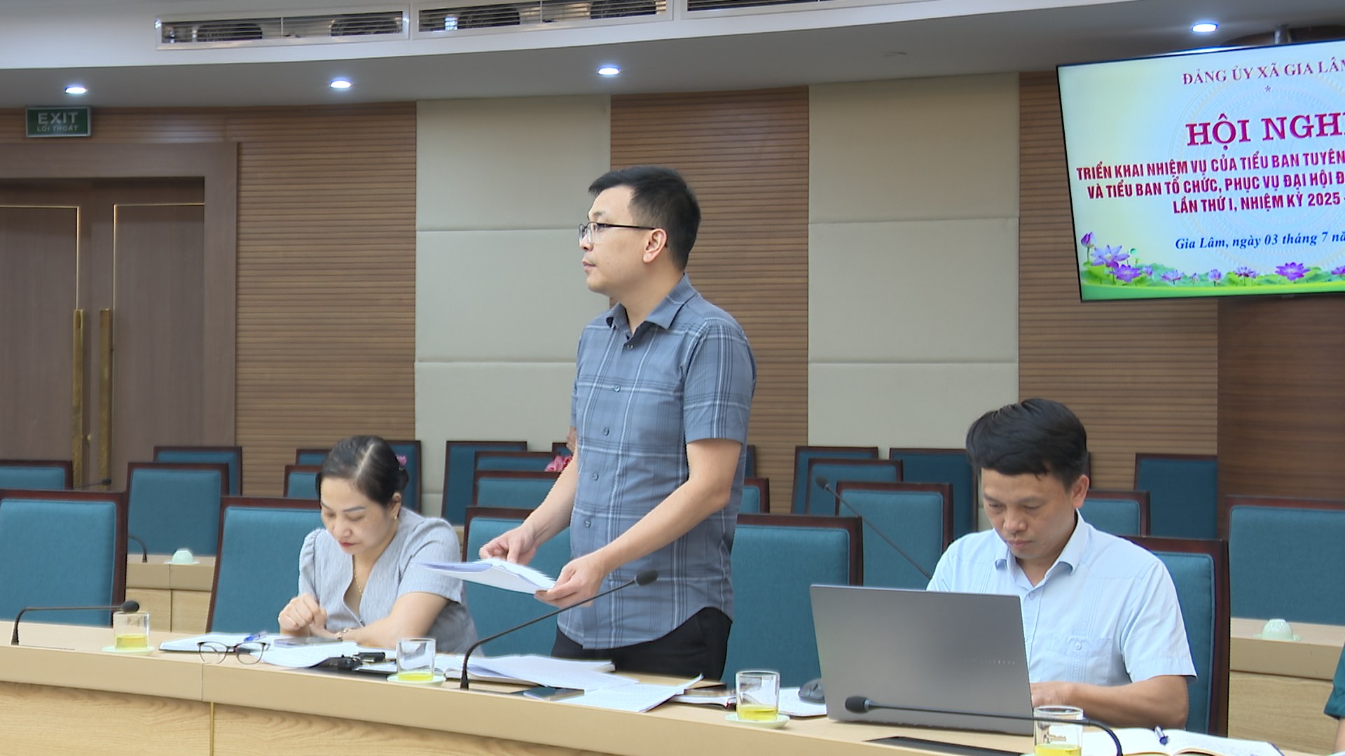 Hội nghị triển khai nhiệm vụ của Tiểu ban Tuyên truyền, Khánh tiết và Tiểu ban Tổ chức, phục vụ Đại hội Đảng bộ xã Gia Lâm lần thứ I, nhiệm kỳ 2025–2030- Ảnh 2.