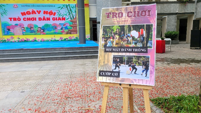 A sign on a stand  AI-generated content may be incorrect.