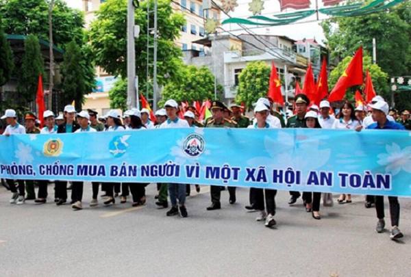 Hưởng ứng “Ngày thế giới phòng, chống mua bán người” và “Ngày toàn dân phòng, chống mua bán người 30/7” năm 2025- Ảnh 1.