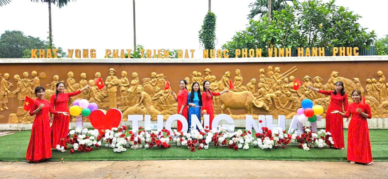 Quyết định thành lập Ban Chỉ đạo cuộc thi “Giữ gìn thôn, tổ dân phố sáng - xanh - sạch - đẹp - an toàn - thông minh” trên địa bàn xã.- Ảnh 1.