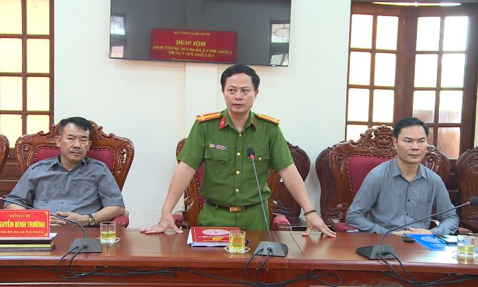 Đảng ủy xã Phúc Lộc tổ chức Hội nghị công bố và trao các Quyết định về công tác cán bộ- Ảnh 3.
