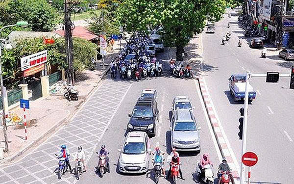 Ngày 30/7, Hà Nội nắng nóng gay gắt- Ảnh 1.