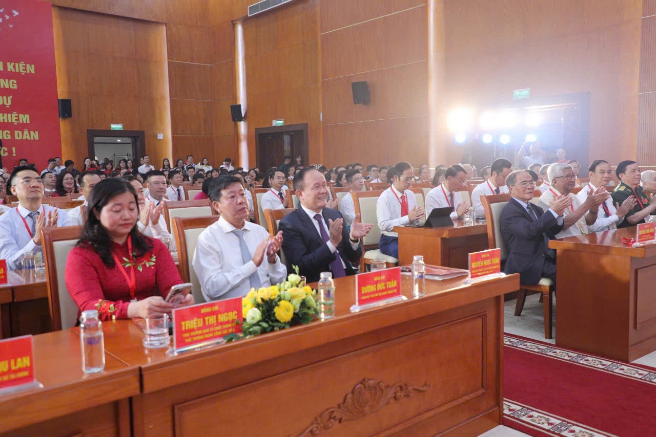 Đại hội đại biểu Đảng bộ phường Cửa Nam lần thứ I, nhiệm kỳ 2025 - 2030 Xây dựng phường Cửa Nam là trung tâm dịch vụ - thương mại - du lịch của Thủ đô- Ảnh 4.