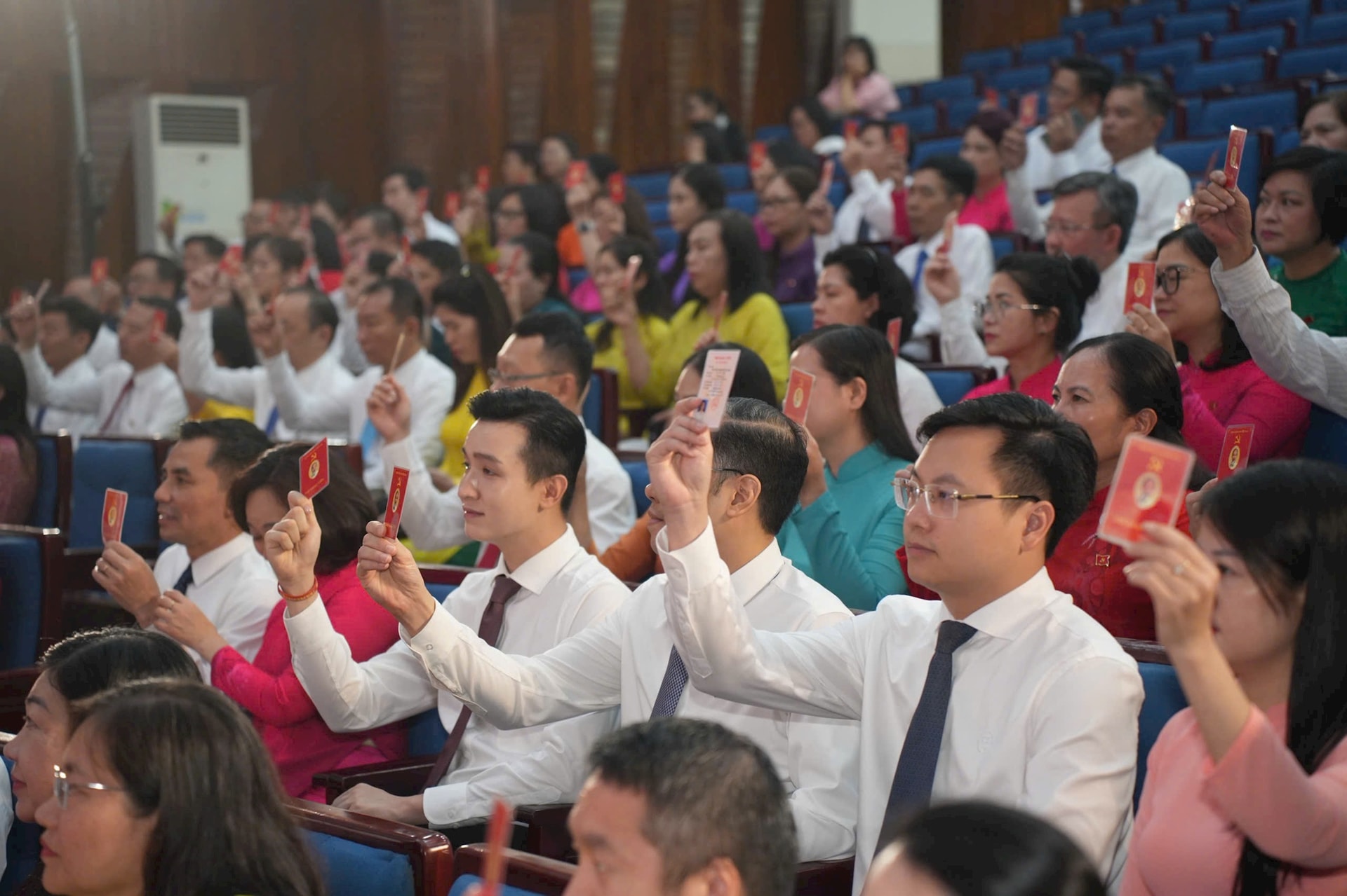 MTTQ Việt Nam TP Hà Nội cần gần dân, sát dân, phục vụ nhân dân tốt hơn- Ảnh 6.