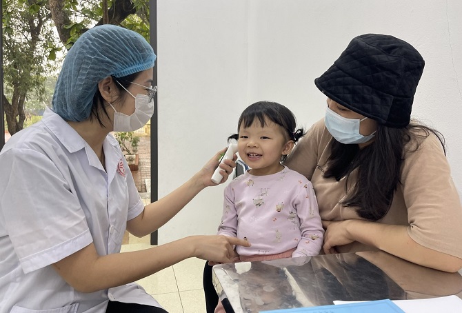 Tập trung nguồn lực thực hiện nhiêm vụ chuyên môn y tế tại tuyến xã- Ảnh 1.
