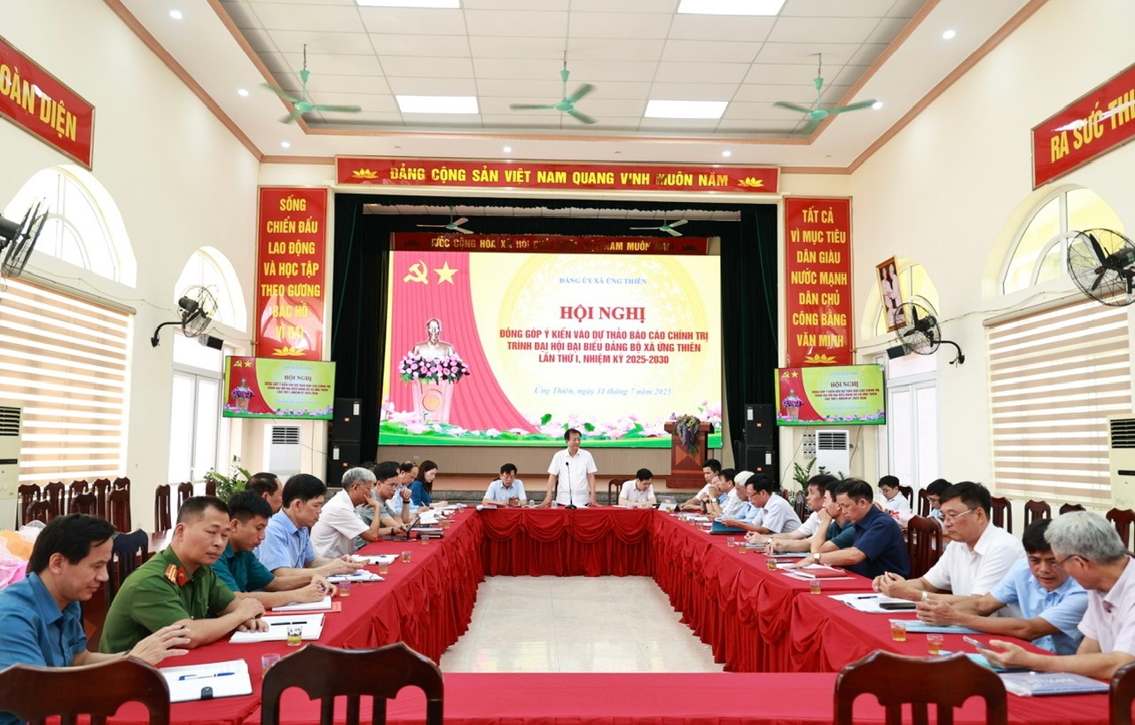 Hội nghị đóng góp ý kiến vào Dự thảo Báo cáo Chính trị trình Đại hội đại biểu Đảng bộ xã Ứng Thiên lần thứ I, nhiệm kỳ 2025-2030- Ảnh 2.