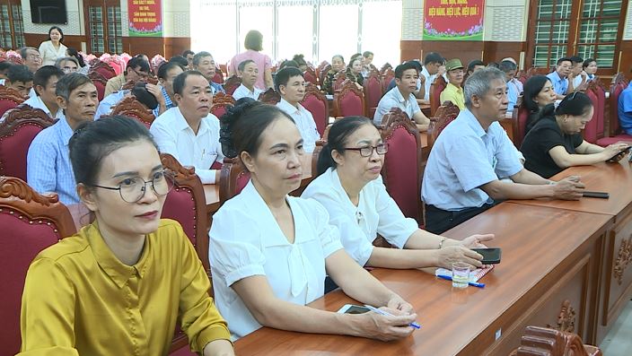 Xã Phúc Thọ giao ban công tác Mặt trận tháng 7 và đóng góp Dự thảo Báo cáo chính trị Đại hội XVIII Đảng bộ Thành phố Hà Nội- Ảnh 3.