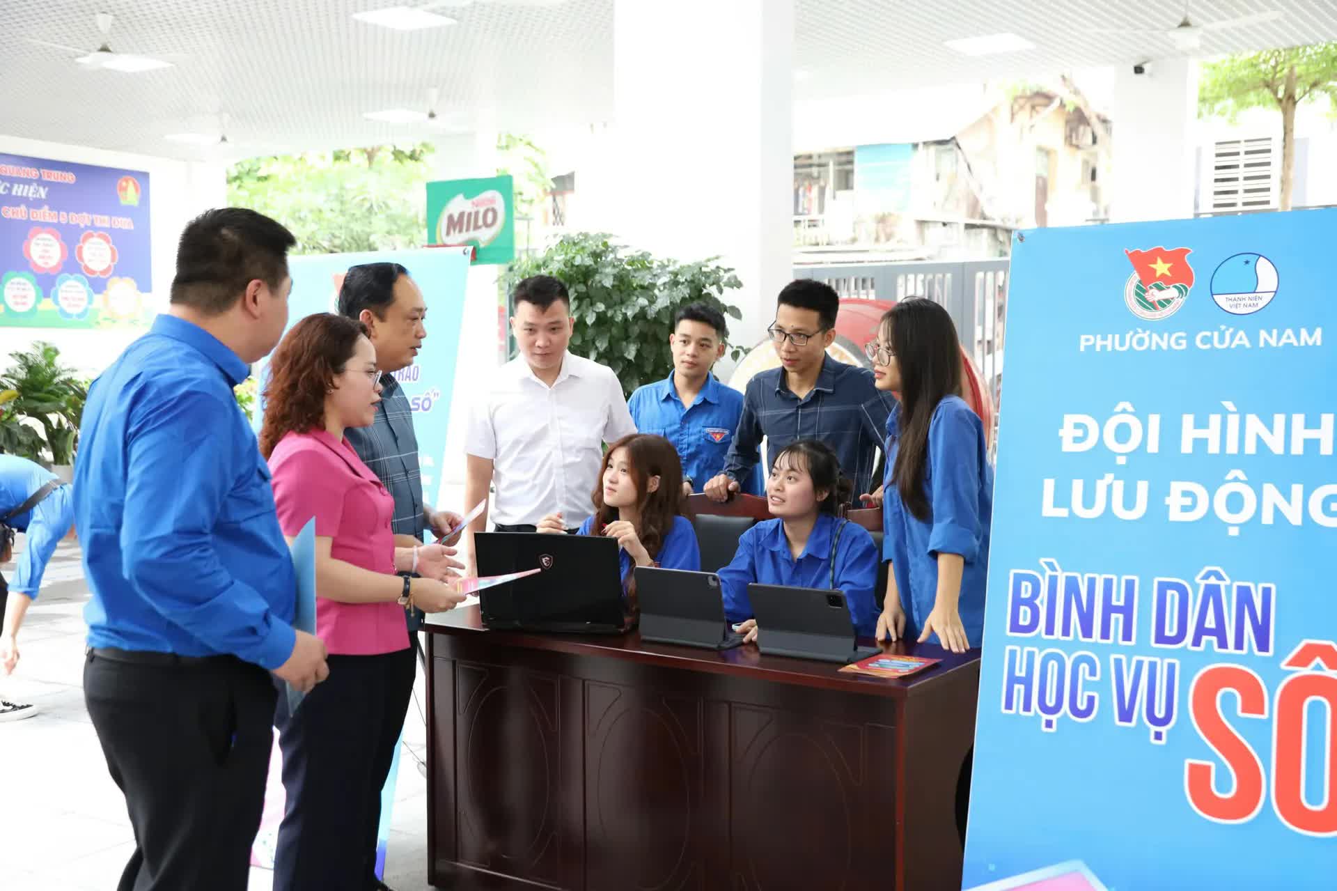 Phường Cửa Nam khởi động chiến dịch 45 ngày đêm hỗ trợ chuyển đổi số- Ảnh 4.