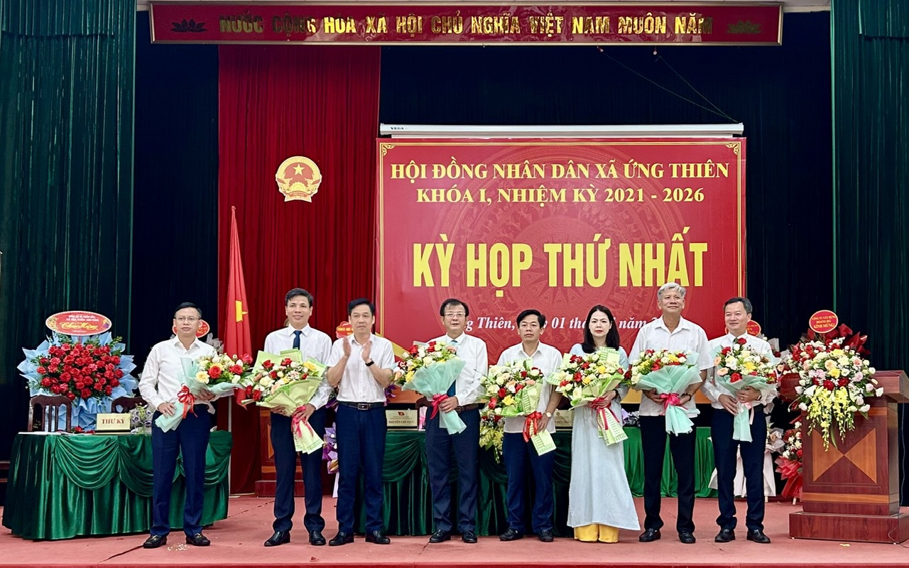 HĐND xã Ứng Thiên khóa I họp kỳ đầu tiên, kiện toàn bộ máy lãnh đạo và thông qua các nghị quyết quan trọng