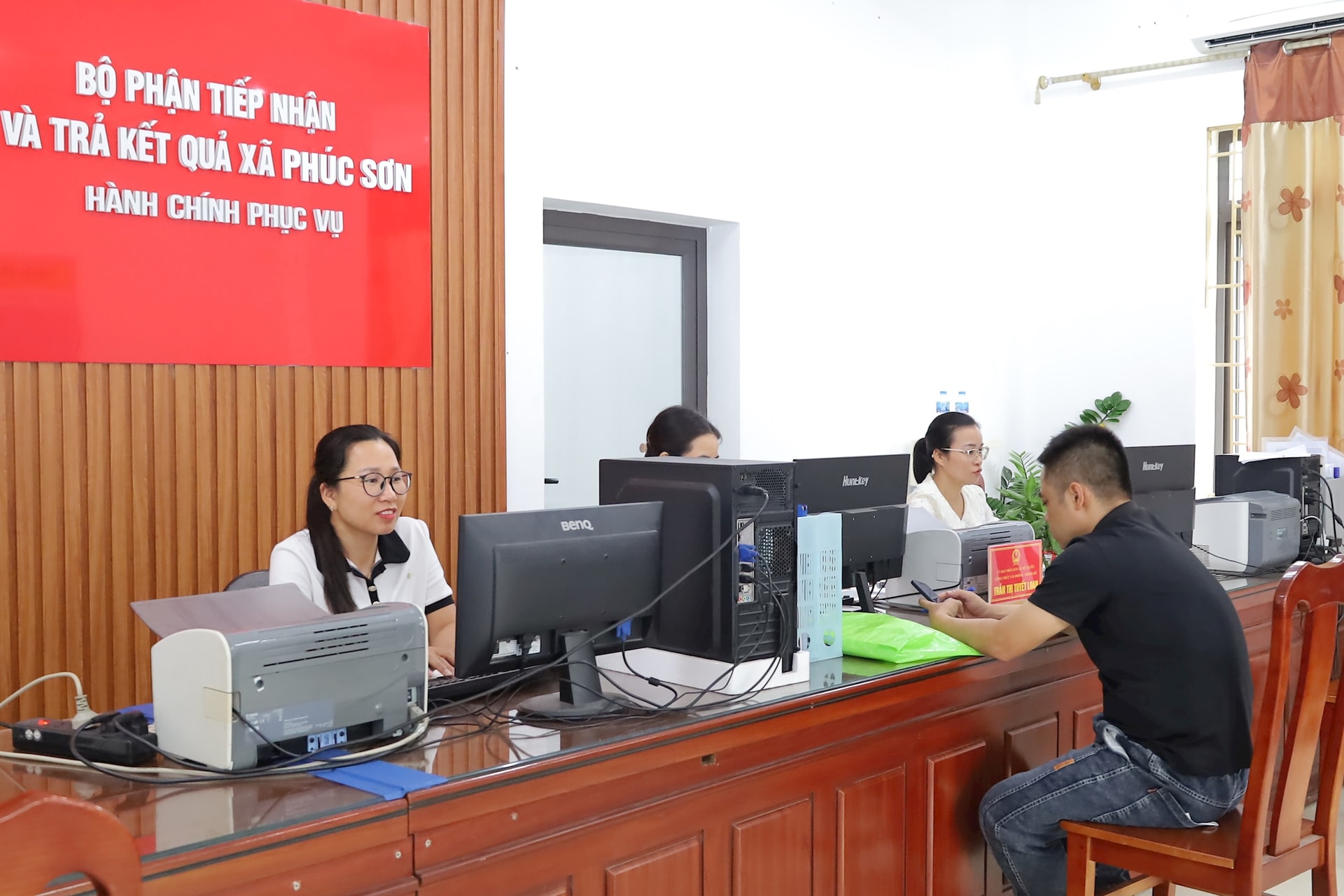 Xã Phúc Sơn hướng tới mục tiêu phục vụ nhân dân tốt hơn- Ảnh 3.