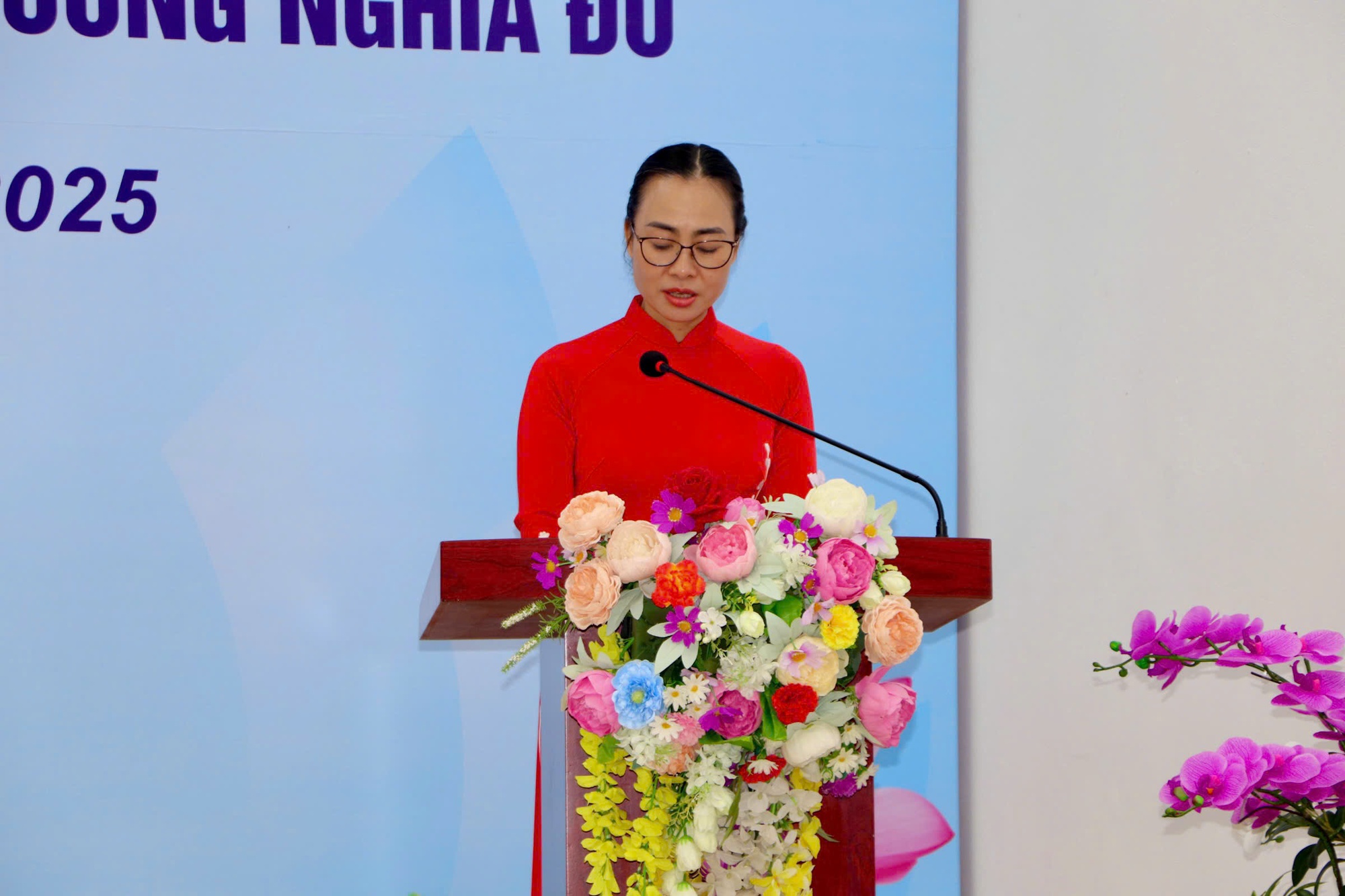 Hội nghị công bố các quyết định tổ chức lại các trường công lập trên địa bàn phường Nghĩa Đô- Ảnh 3.