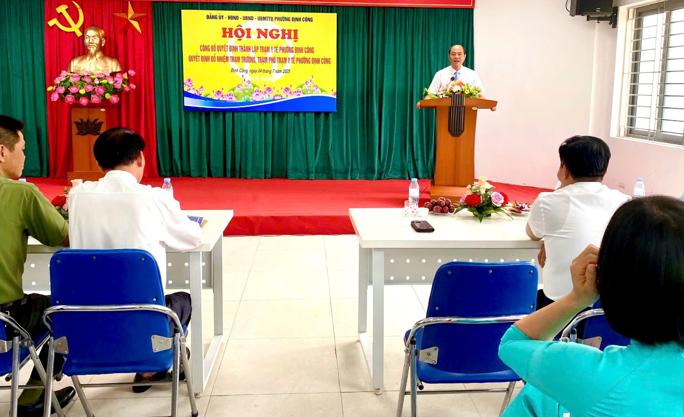 CÔNG BỐ QUYẾT ĐỊNH THÀNH LẬP TRẠM Y TẾ MỚI VÀ CÁC CHỨC DANH LÃNH ĐẠO TRẠM Y TẾ PHƯỜNG ĐỊNH CÔNG- Ảnh 3.