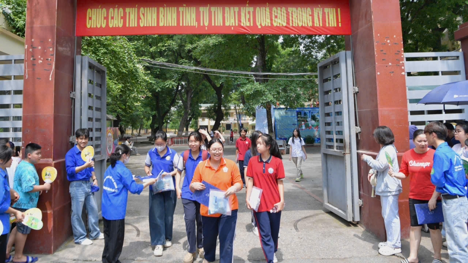 Hà Nội: Điểm chuẩn lớp 10 công lập năm 2025- Ảnh 7.