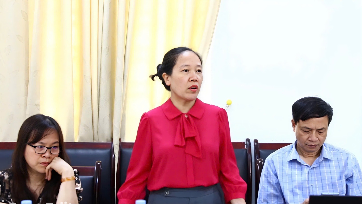 Chủ tịch UBND xã Sơn Đồng làm việc với Trung tâm Văn hóa - Thông tin và Thể thao xã về triển khai thực hiện nhiệm vụ tháng 7- Ảnh 7.