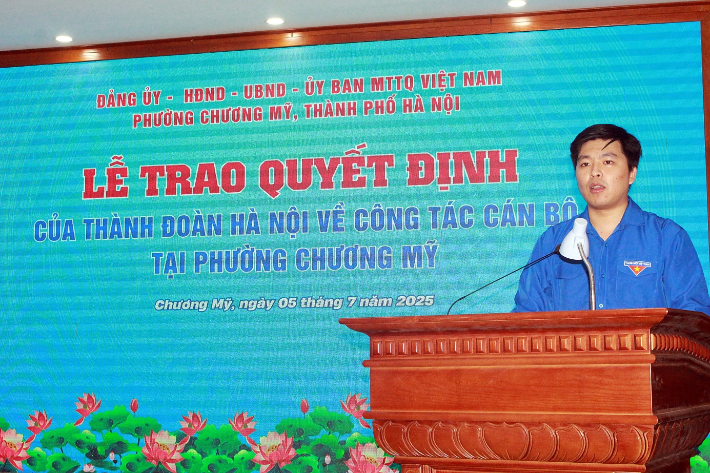 Lễ trao quyết định của Thành đoàn Hà Nội về công tác cán bộ tại phường Chương Mỹ- Ảnh 2.