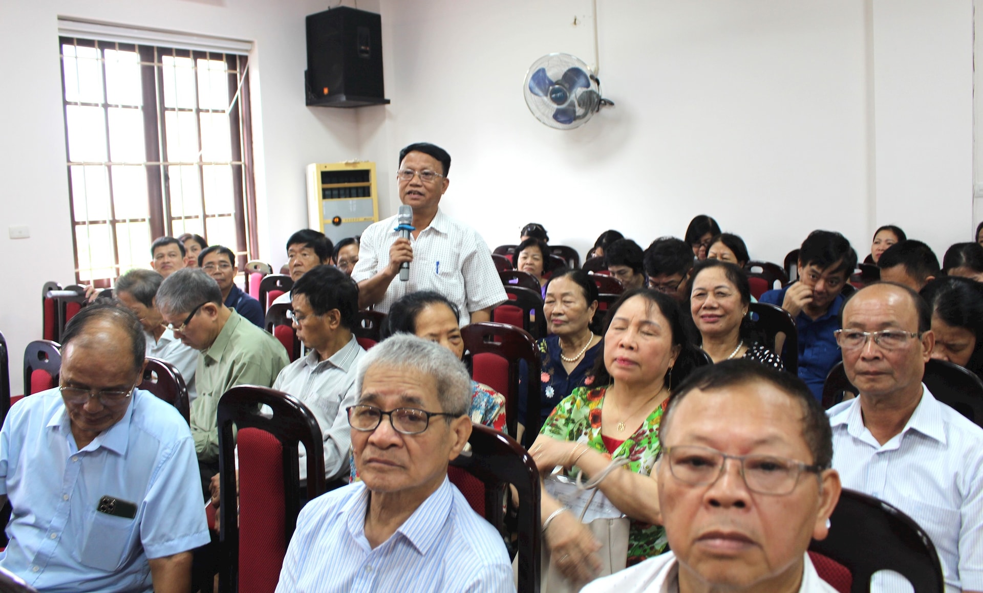 Phường Vĩnh Tuy xin ý kiến về đổi tên chi bộ, tổ dân phố sau sắp xếp đơn vị hành chính- Ảnh 2.