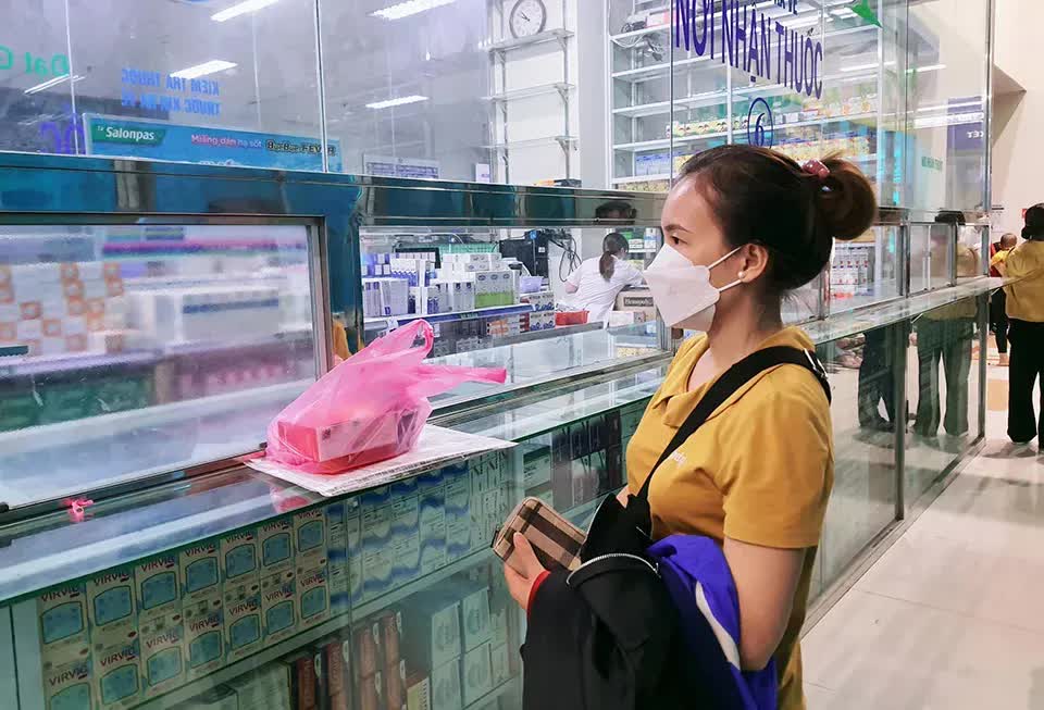 Siết chặt việc mua bán thuốc theo đơn- Ảnh 2.