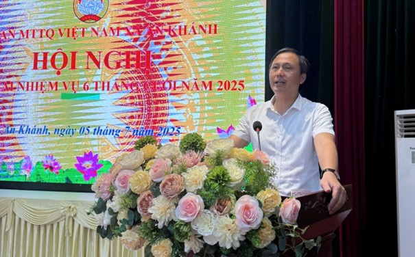 Bí thư Đảng ủy xã Nguyễn Trung Thuận dự gặp mặt, triển khai nhiệm vụ công tác Mặt trận 6 tháng cuối năm 2025- Ảnh 1.