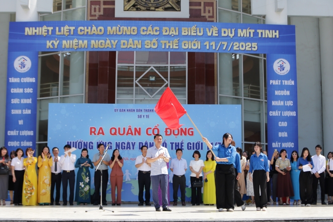 Hà Nội mít tinh hưởng ứng ngày Dân số thế giới 11/7- Ảnh 3.