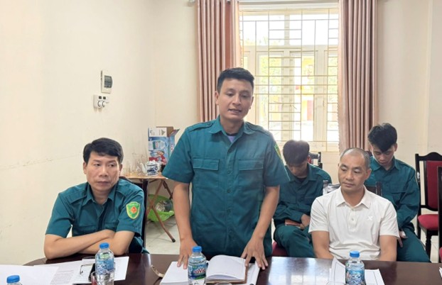 Đồng chí Bí thư Đảng ủy xã An Khánh làm việc với Ban chỉ huy Quân sự xã- Ảnh 3.