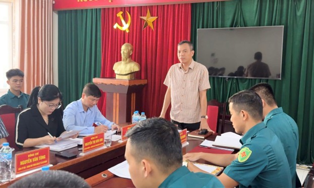 Đồng chí Bí thư Đảng ủy xã An Khánh làm việc với Ban chỉ huy Quân sự xã- Ảnh 5.