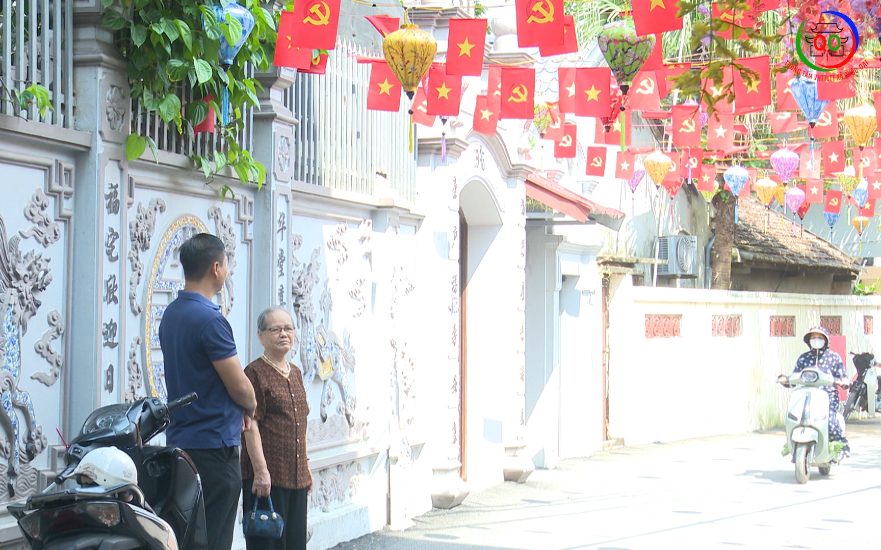 Người Thắp sáng đường quê – Thắp lên tinh thần đoàn kết cộng đồng