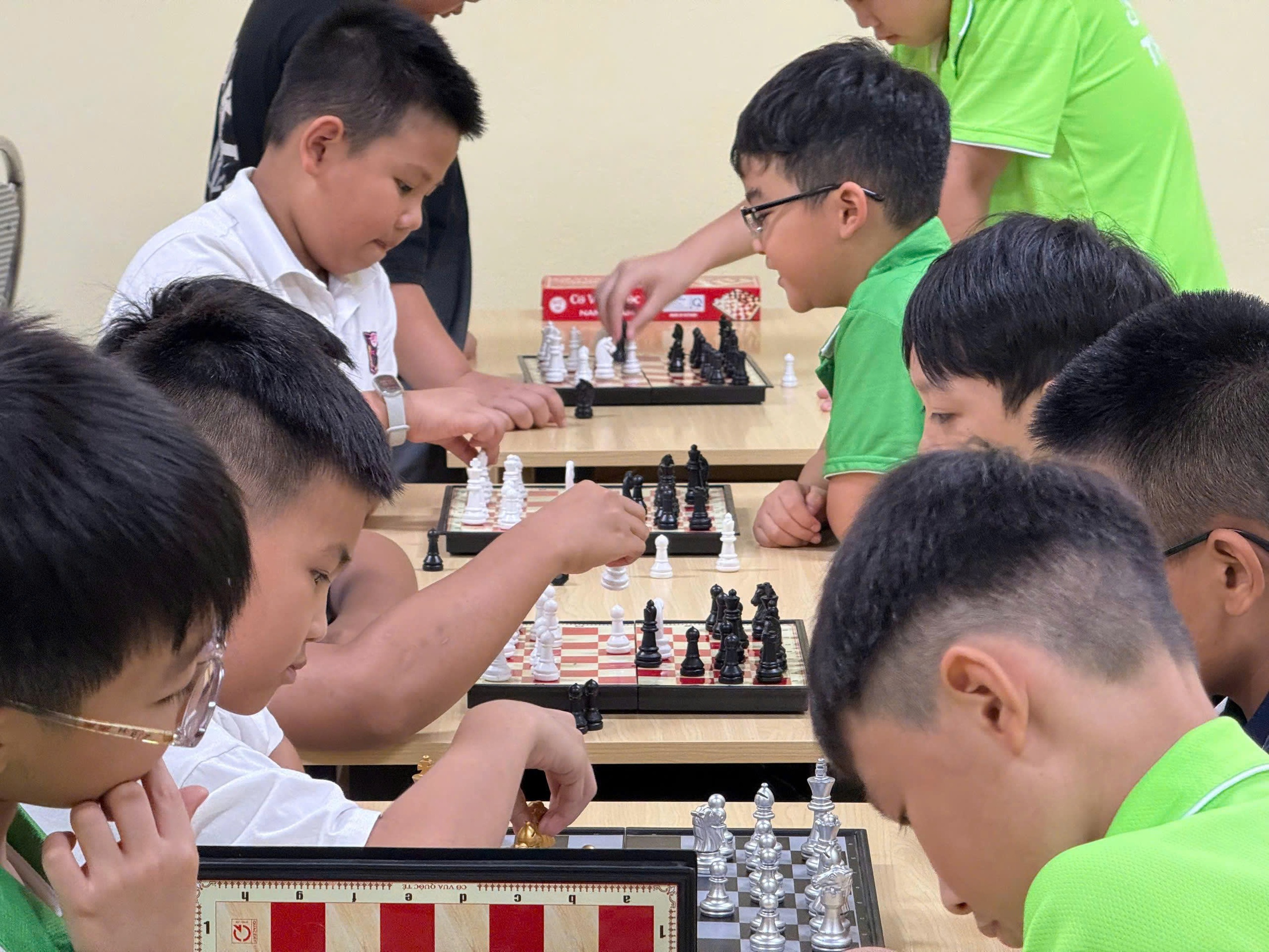 GIẢI CỜ VUA THIẾU NHI GIAO HỮU “KỲ THỦ NHÍ ĐẤT DANH HƯƠNG” GIẢI CỜ VUA THIẾU NHI GIAO HỮU “KỲ THỦ NHÍ ĐẤT DANH HƯƠNG”