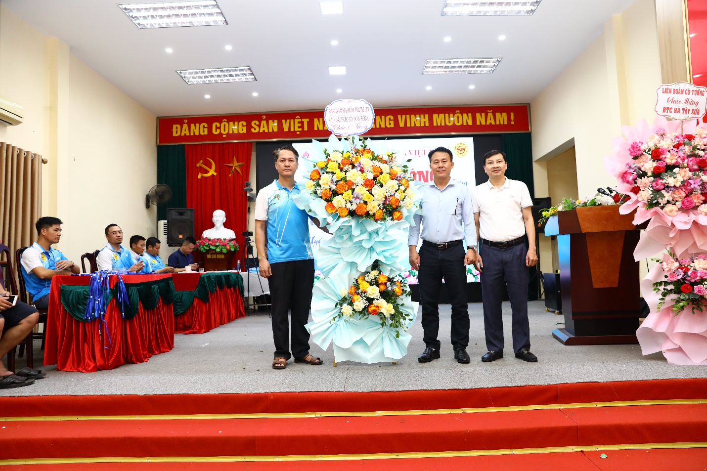 Giải cờ tướng vô địch đồng đội Hà Tây xưa
- Ảnh 4.