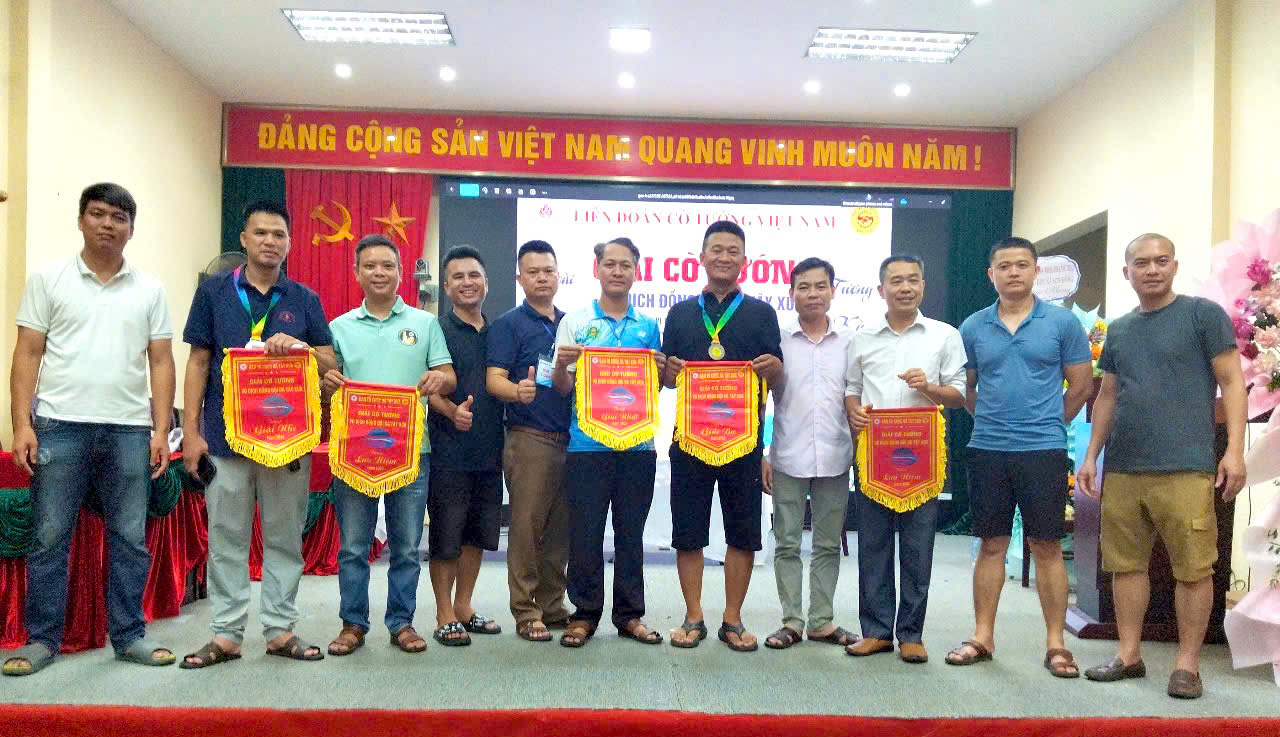 Giải cờ tướng vô địch đồng đội Hà Tây xưa
- Ảnh 6.