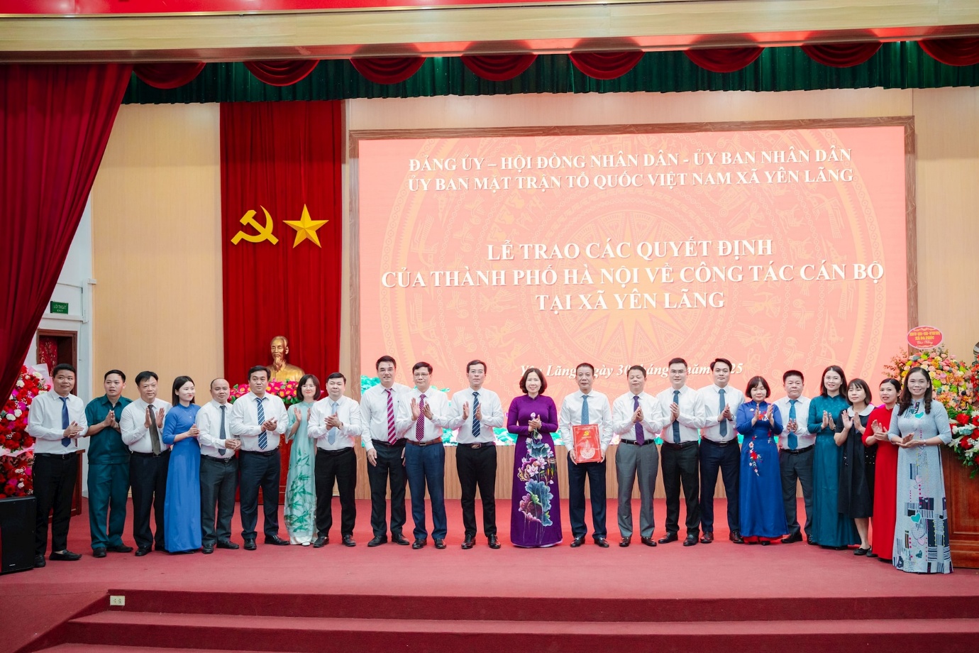 Chỉ định Chủ tịch, Phó Chủ tịch, Trưởng các Ban của Hội đồng nhân dân xã Mê Linh, Yên Lãng và phường Việt Hưng, phường Hồng Hà, phường Lĩnh Nam nhiệm kỳ 2021 - 2026- Ảnh 2.