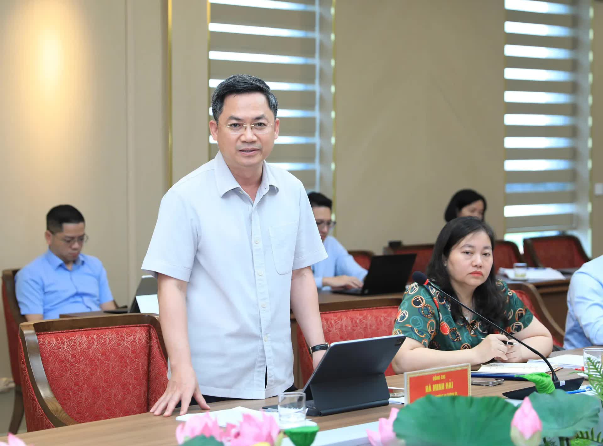 Đảng ủy xã Phú Nghĩa dự Hội nghị sơ kết triển khai thí điểm 4 thủ tục hành chính của Đảng tại Thành phố Hà Nội- Ảnh 4. Đảng ủy xã Phú Nghĩa dự Hội nghị sơ kết triển khai thí điểm 4 thủ tục hành chính của Đảng tại Thành phố Hà Nội- Ảnh 4.