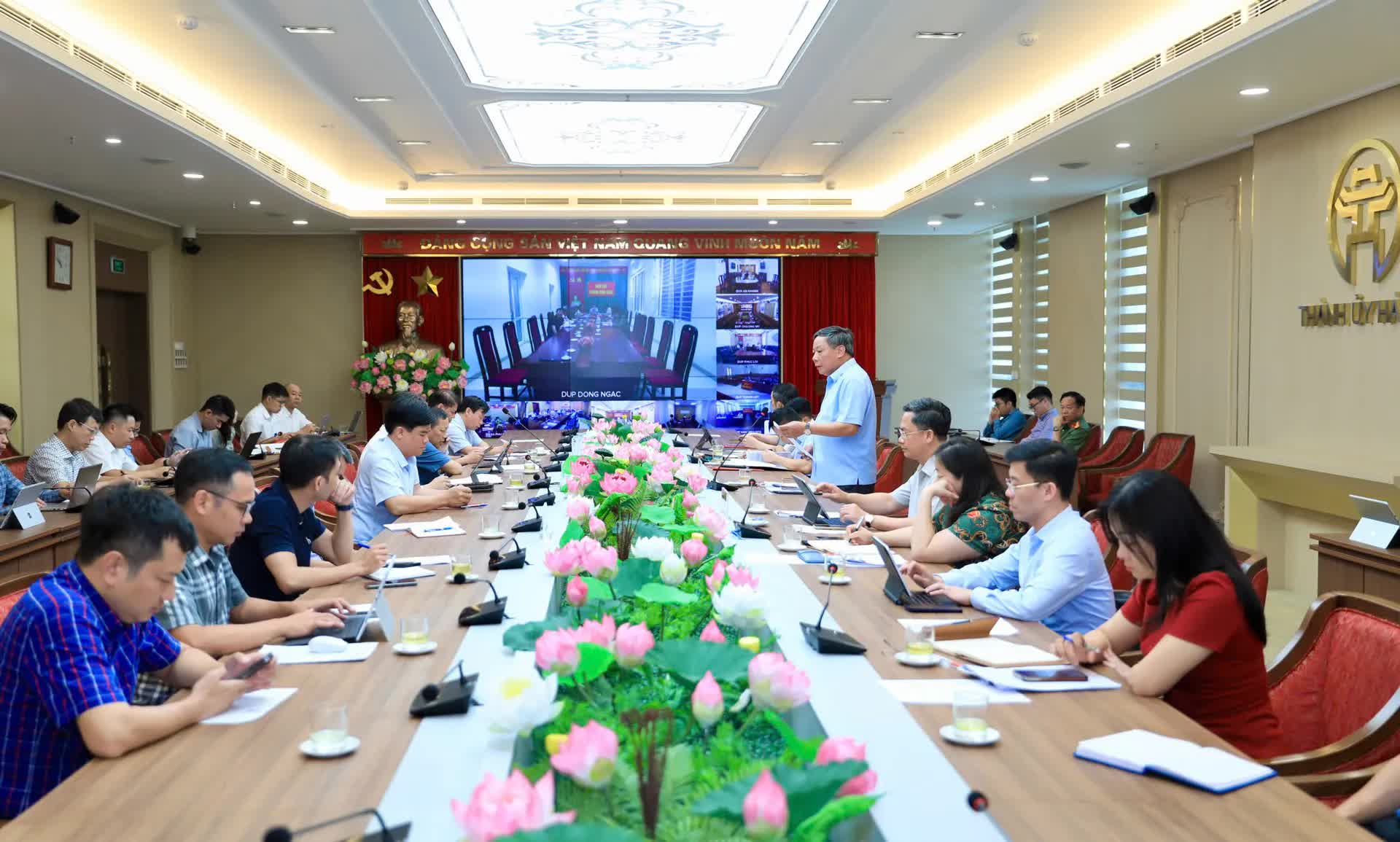 Đảng ủy xã Phú Nghĩa dự Hội nghị sơ kết triển khai thí điểm 4 thủ tục hành chính của Đảng tại Thành phố Hà Nội- Ảnh 5.