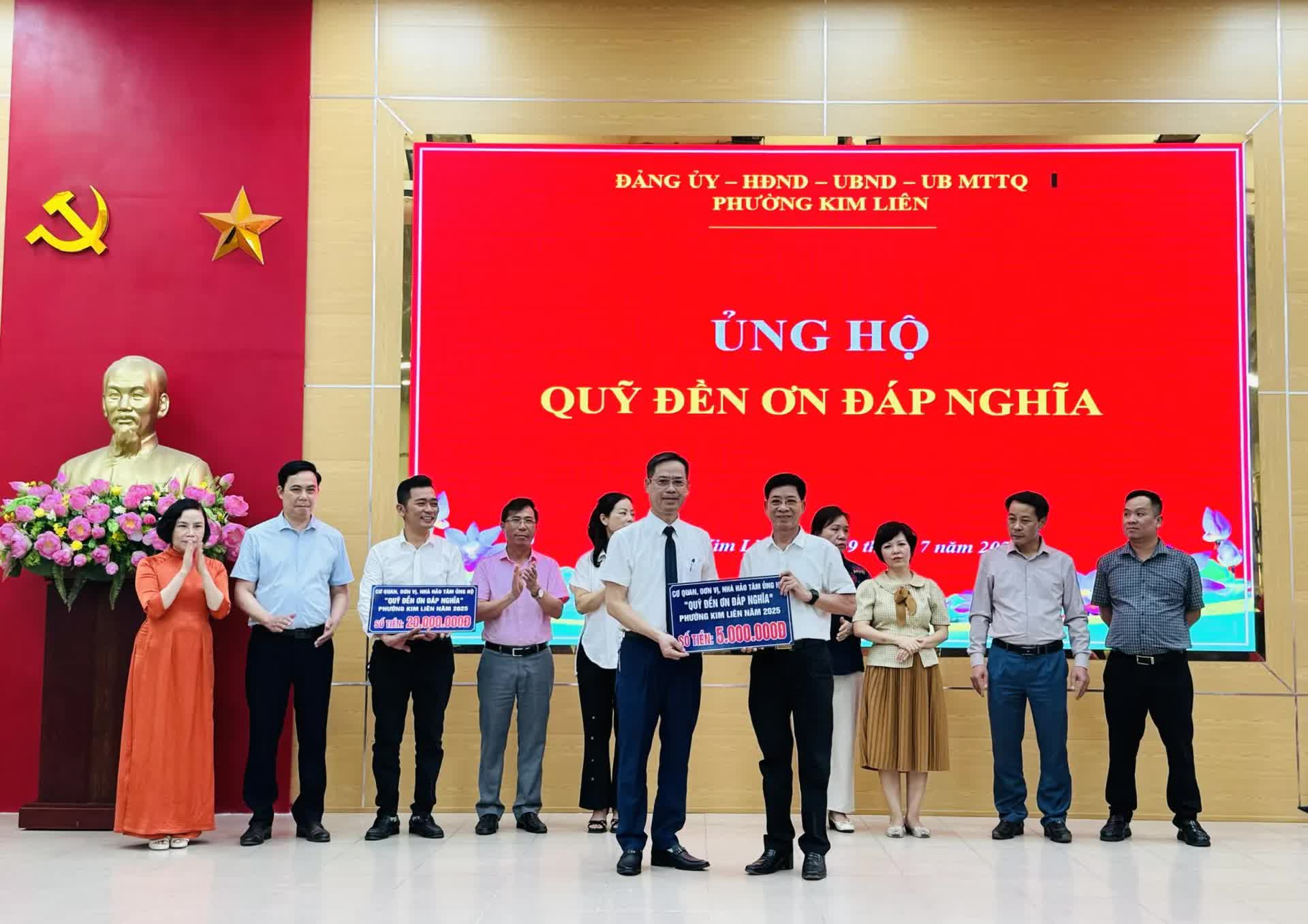 Phường Kim Liên gặp mặt 250 cán bộ cơ sở sau sáp nhập- Ảnh 3.