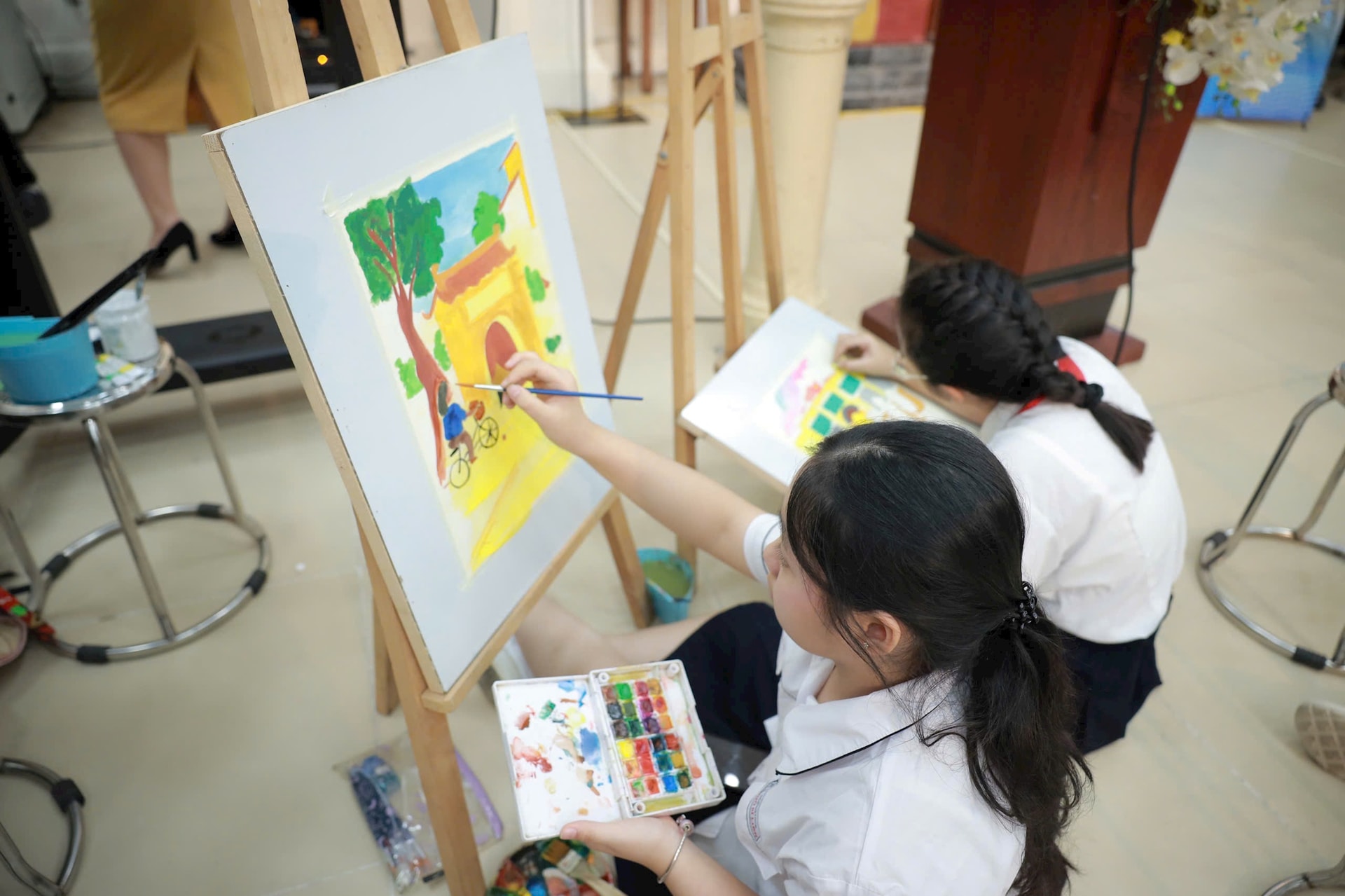 Khi mỹ thuật kể chuyện văn hóa và lịch sử trong trường học- Ảnh 2.