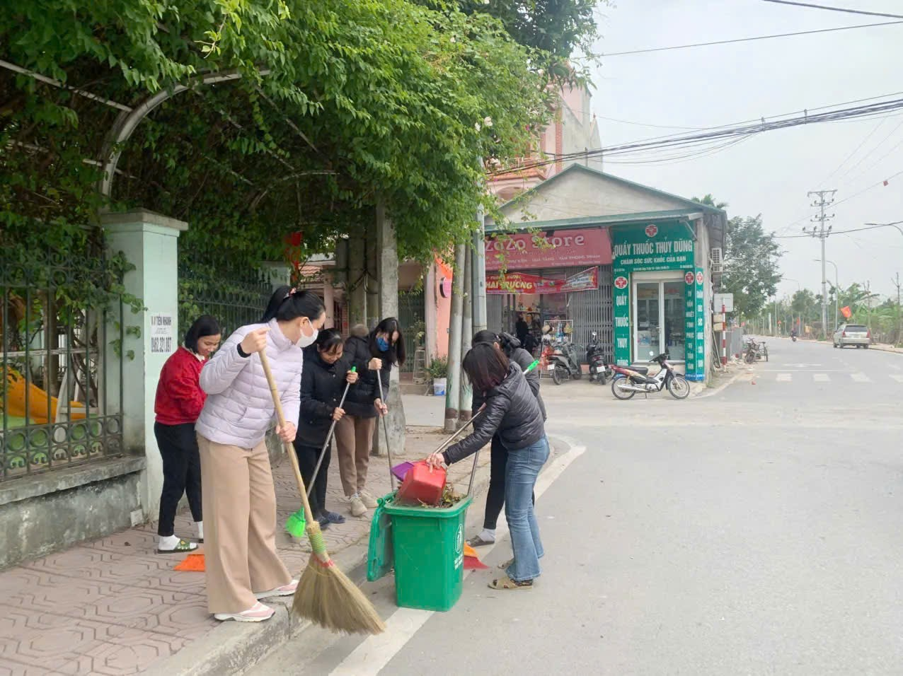 Kế hoạch tổ chức cuộc thi giữ gìn thôn, tổ dân phố sáng- xanh- sạch- đẹp- an toàn- thông minh trên địa bàn xã Đan Phượng- Ảnh 1.